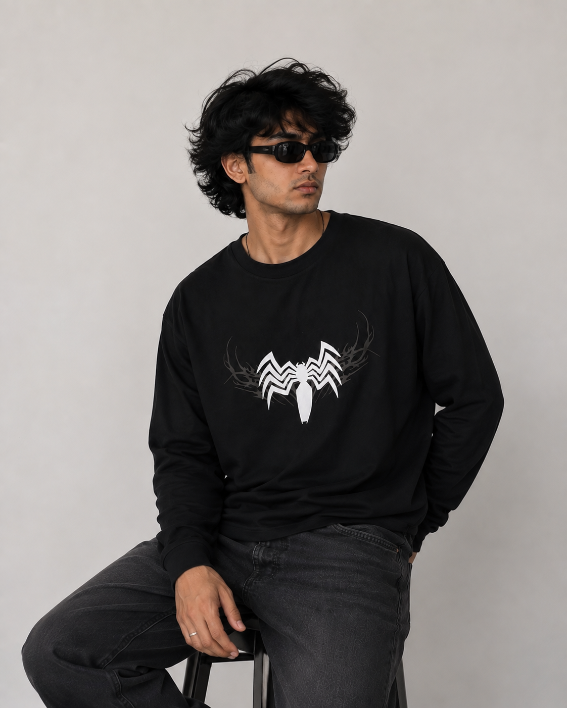 Venom Web Oversized Long Sleeve Tee